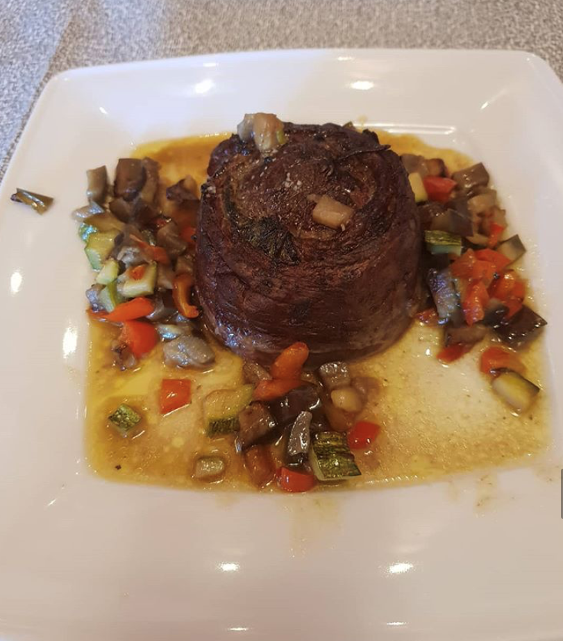 Arrostino di pecora con verdure di stagione